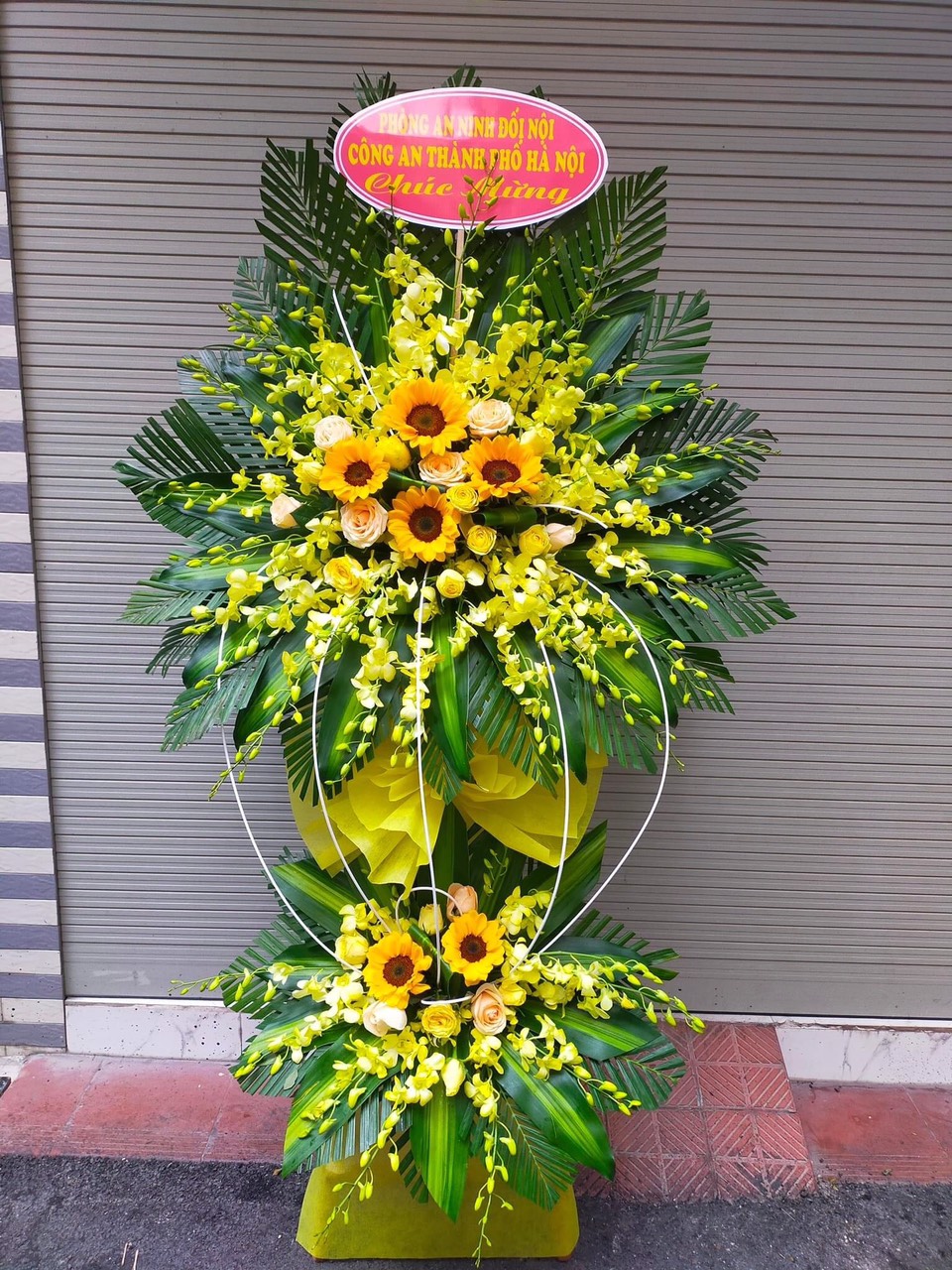 Mẫu hoa chúc mừng 06